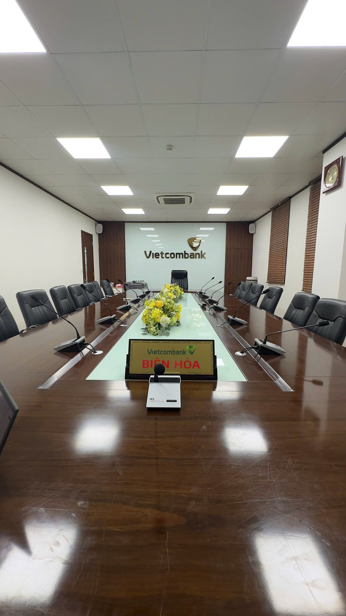dự án âm thanh phòng họp ngân hàng vietcombank